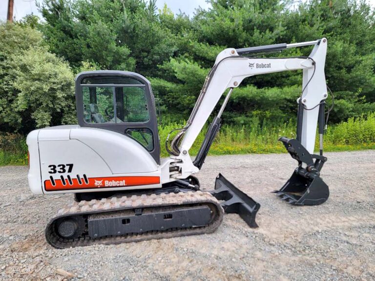 Мини-экскаватор Bobcat 337