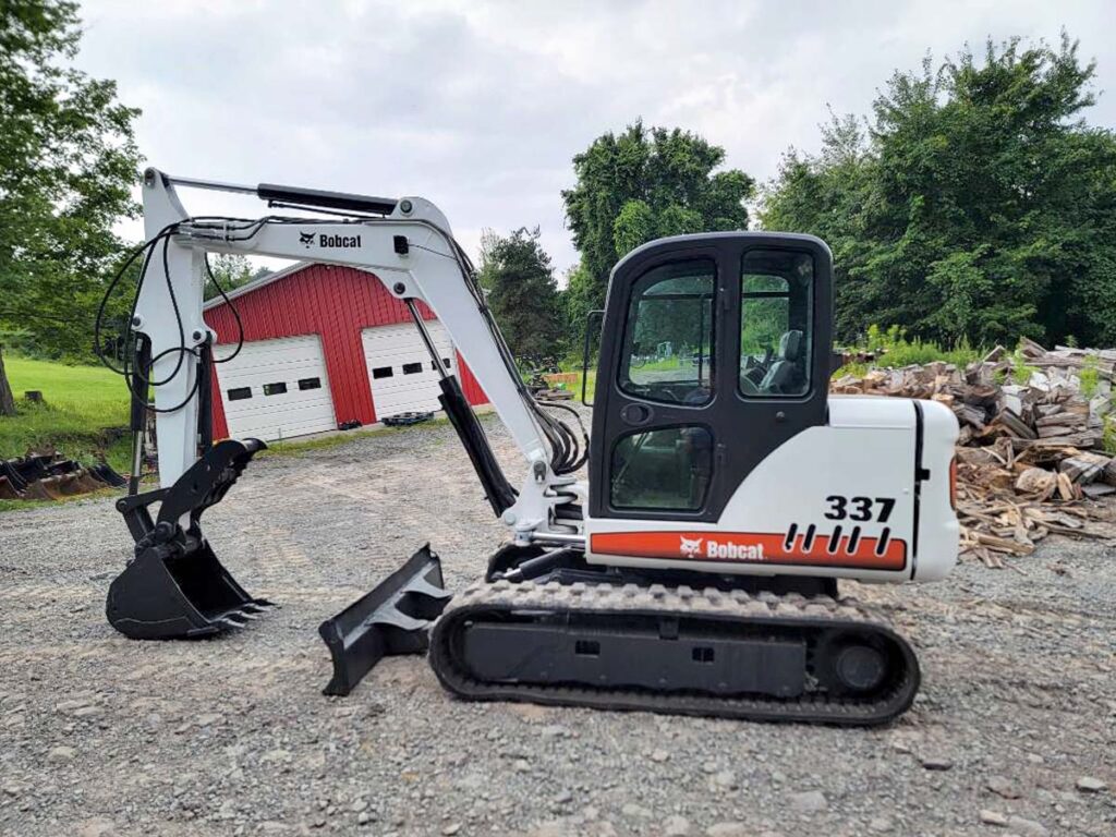 Мини-экскаватор Bobcat 337