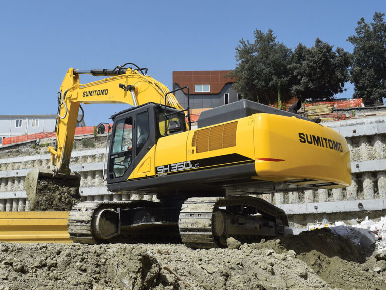 Гусеничный экскаватор Sumitomo SH220LC-6