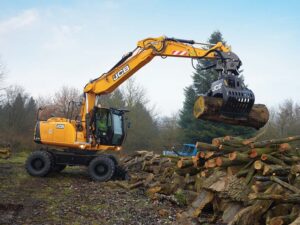 Колесный экскаватор JCB JS 160W с грейфером