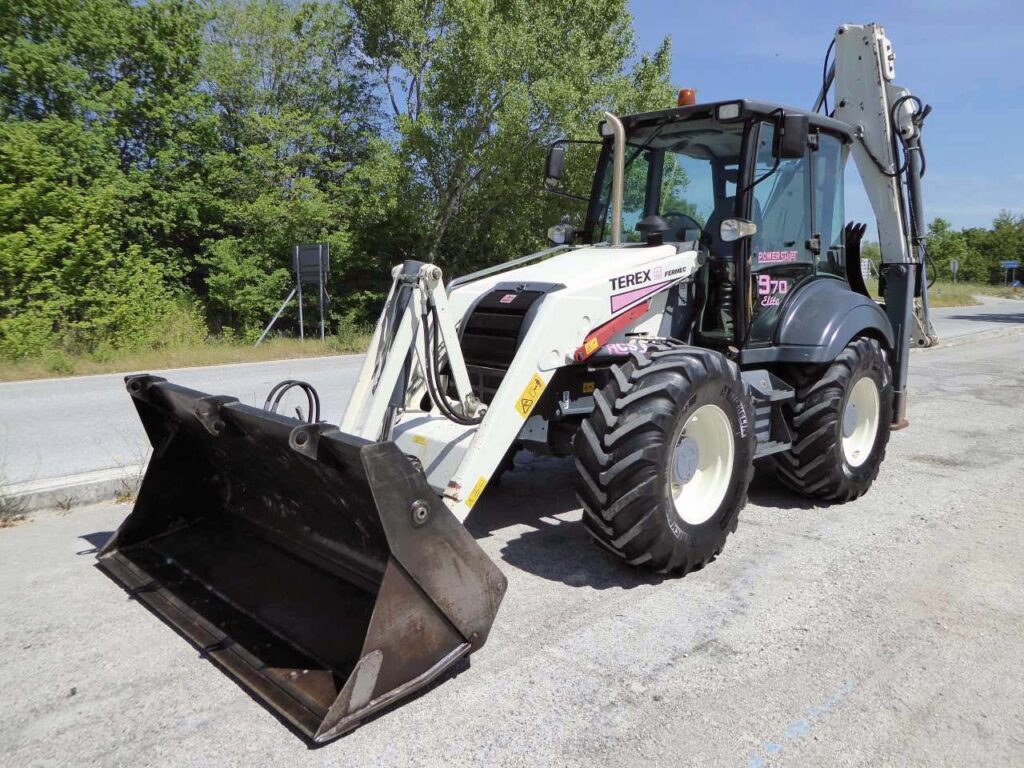 Экскаватор-погрузчик Terex 970
