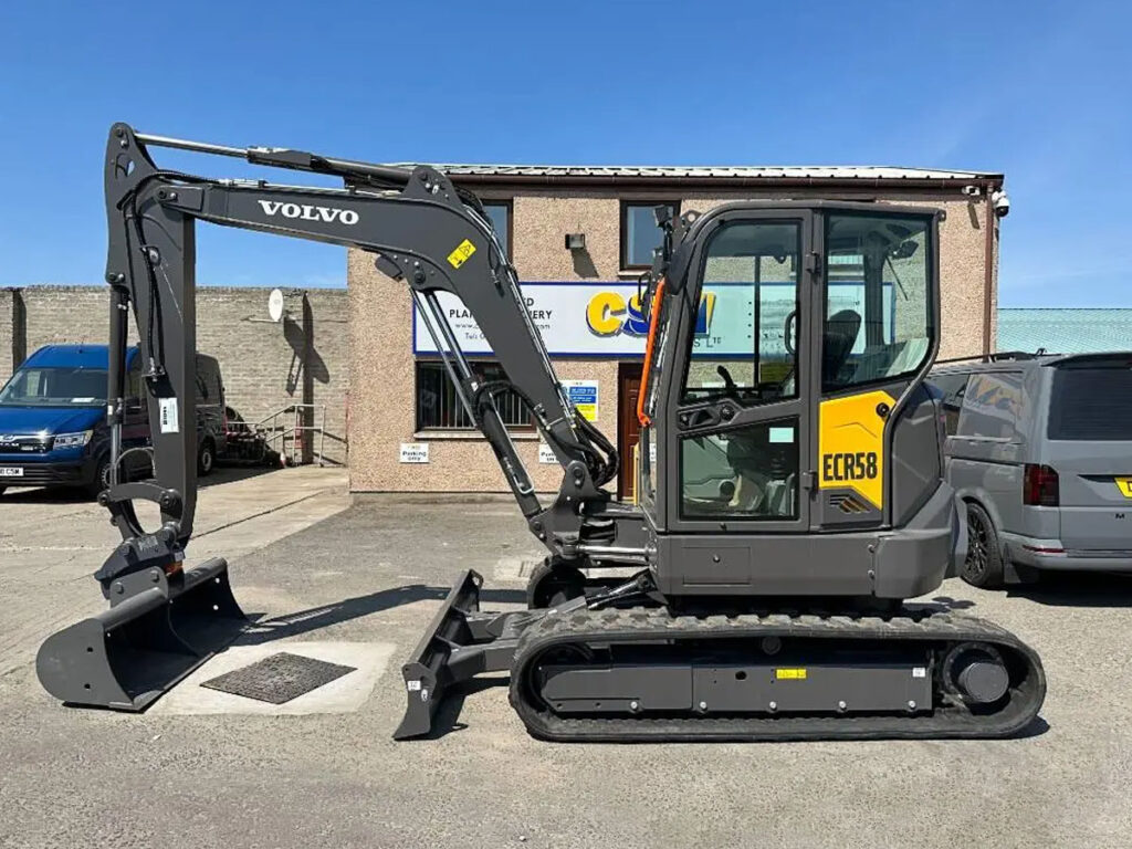 Мини-экскаватор Volvo ECR58