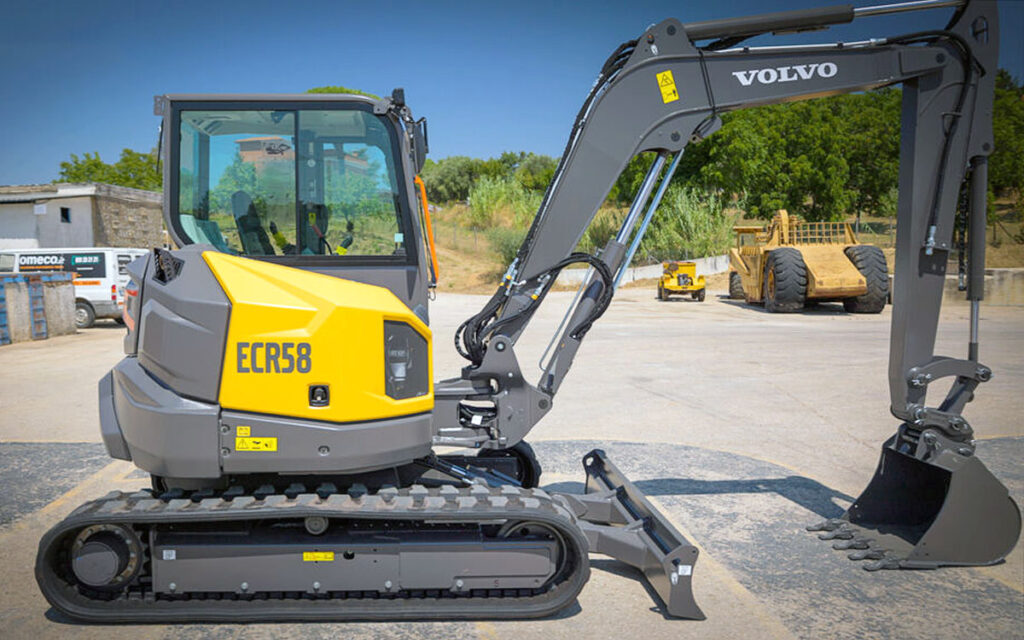Мини-экскаватор Volvo ECR58